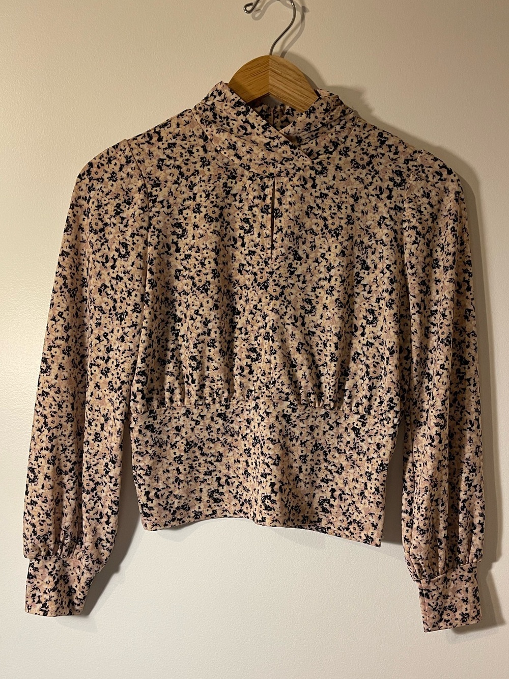 Eclair Blush Pink Black Floral High Neck Keyhole Long Sleeve Top S
